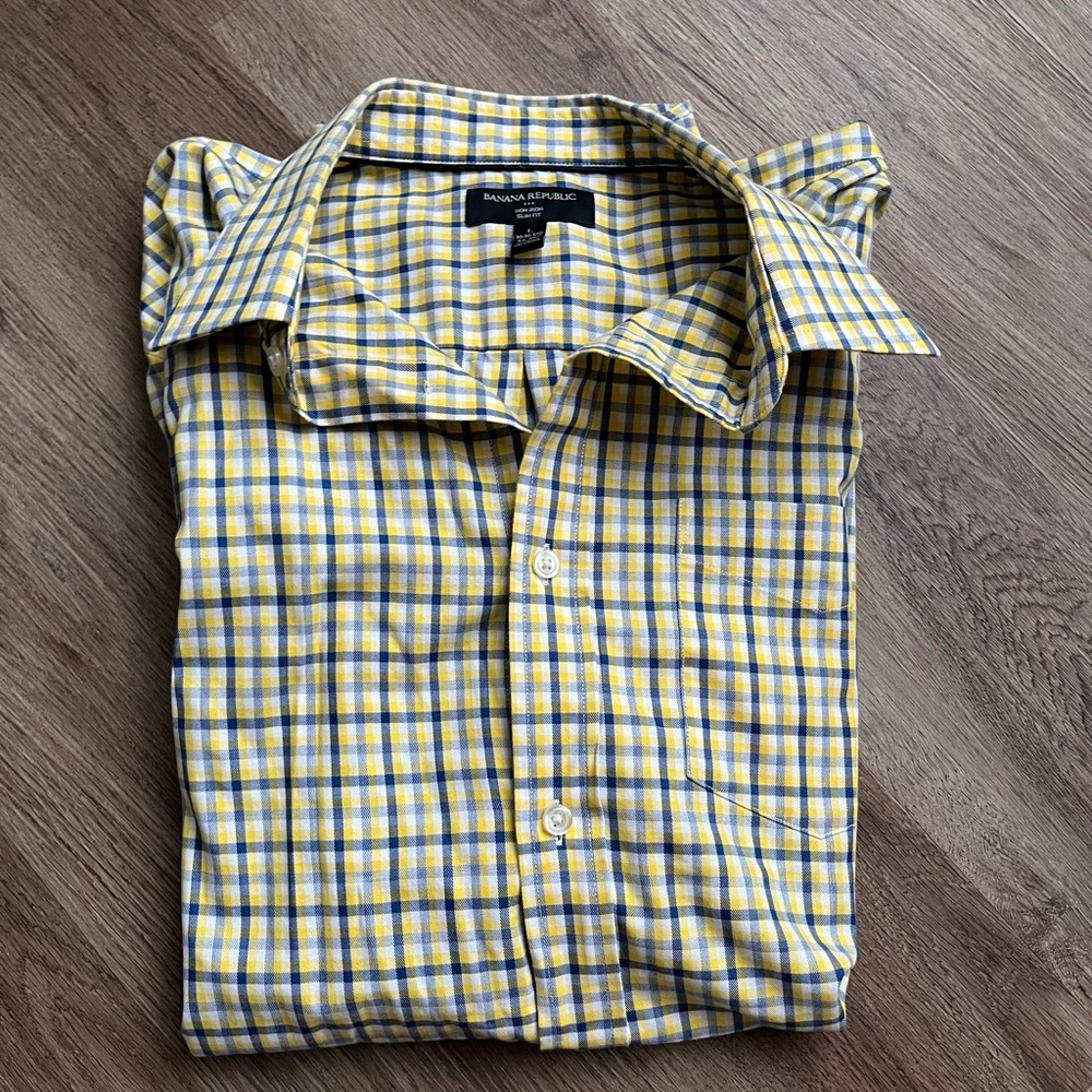 Banana Republic Factory Men’s Slim Dress Shirt